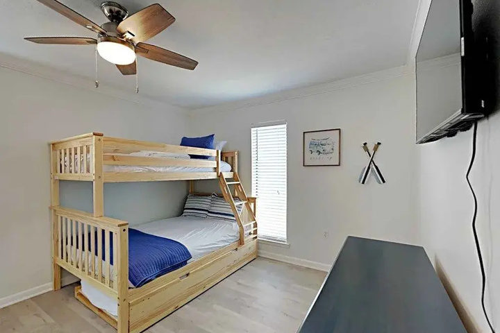 Room 2 of 13