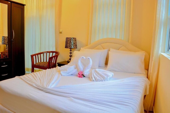 Room 8 of 54