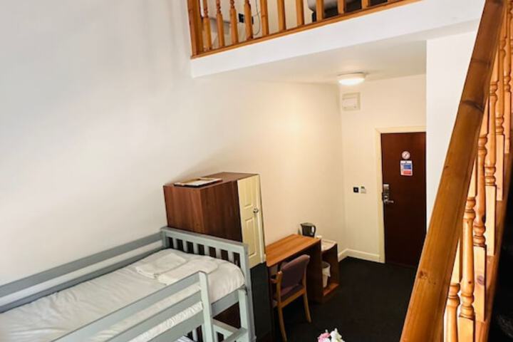Room 22 of 57