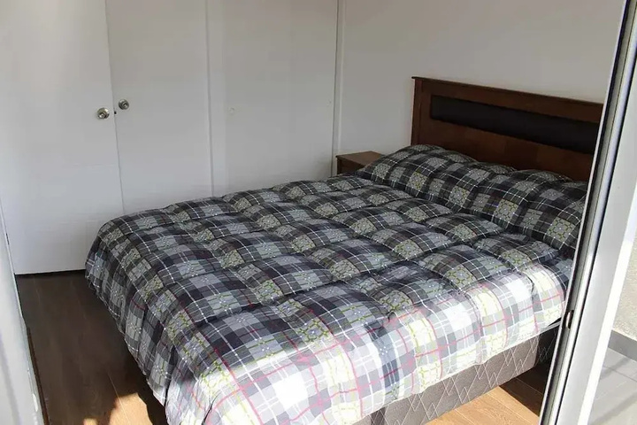 Room 5 of 20