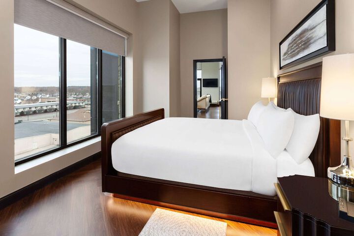 1 California King Bed Accessible Studio Suite Roll in Shower (9 of 20)