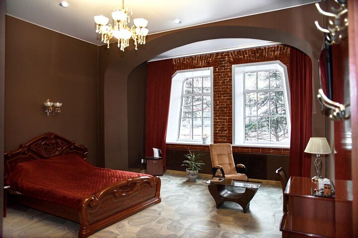 Room 21 of 42