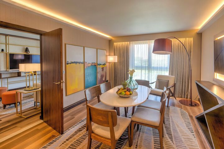 Room 15 of 80