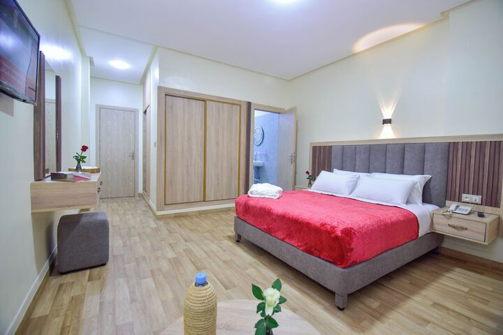 Room 25 of 60