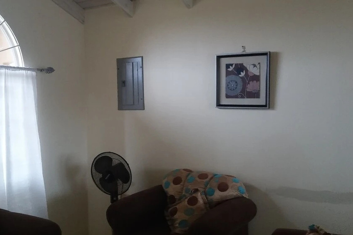 Room 12 of 19