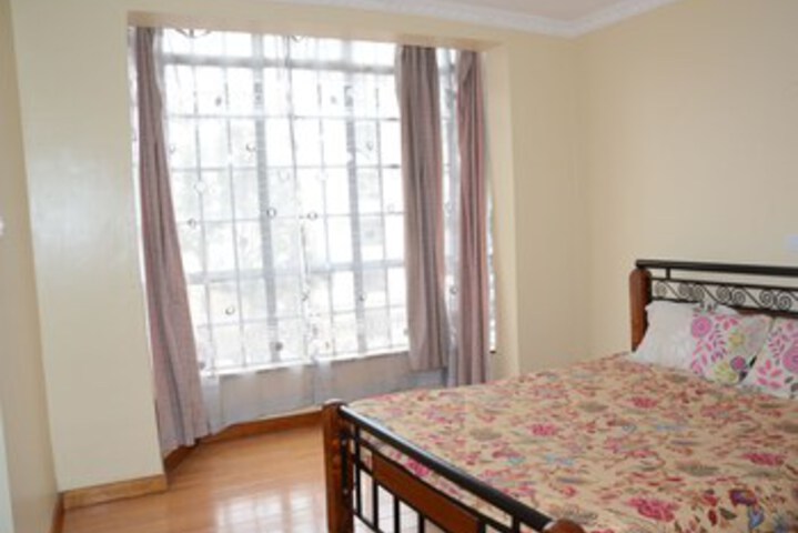 Room 26 of 37