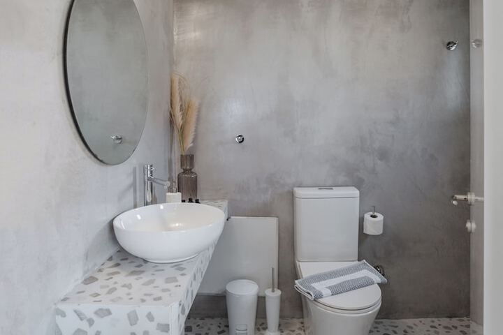 Bath Interior