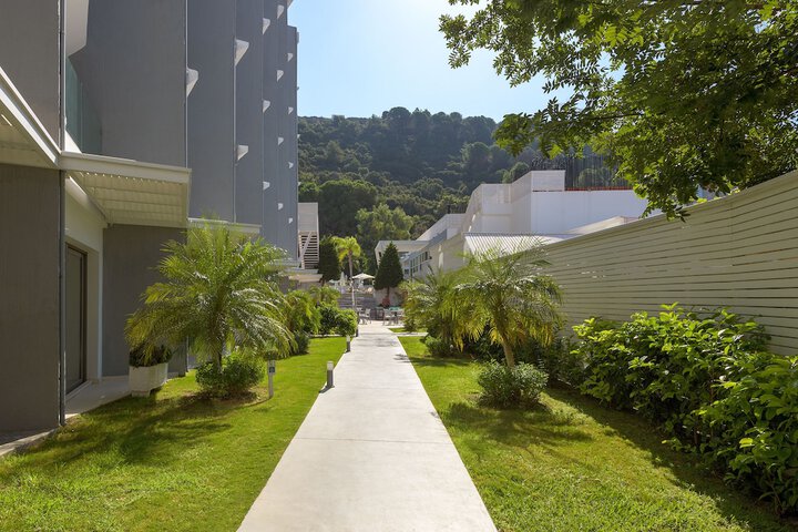 Hotel 62 of 63