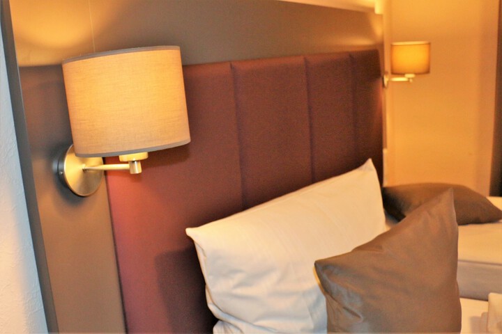 Room 18 of 25