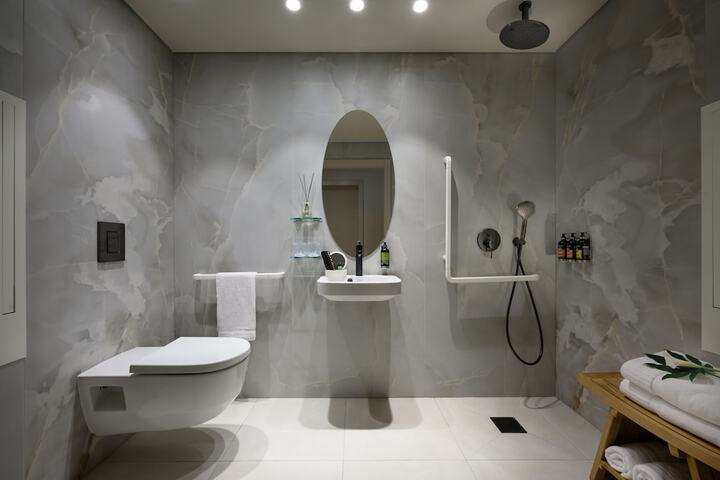Room 7 of 75