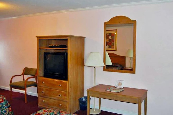 Room 3 of 29