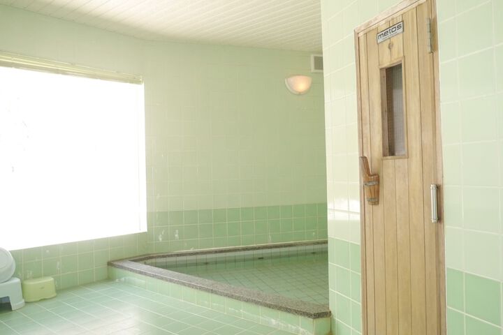 Room 20 of 32
