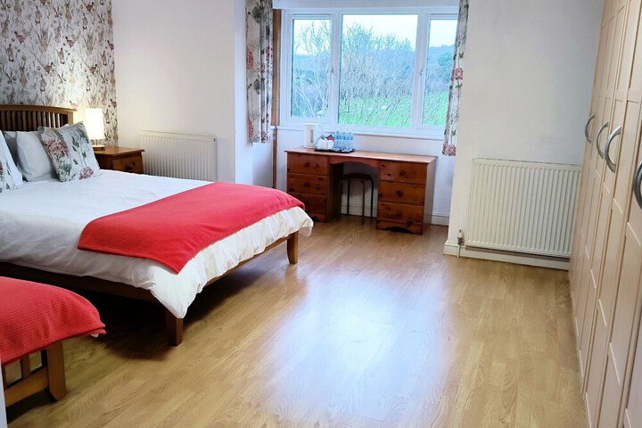 Room 5 of 53
