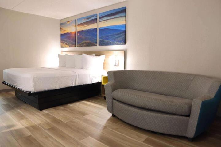 2 Double Beds (7 of 8)