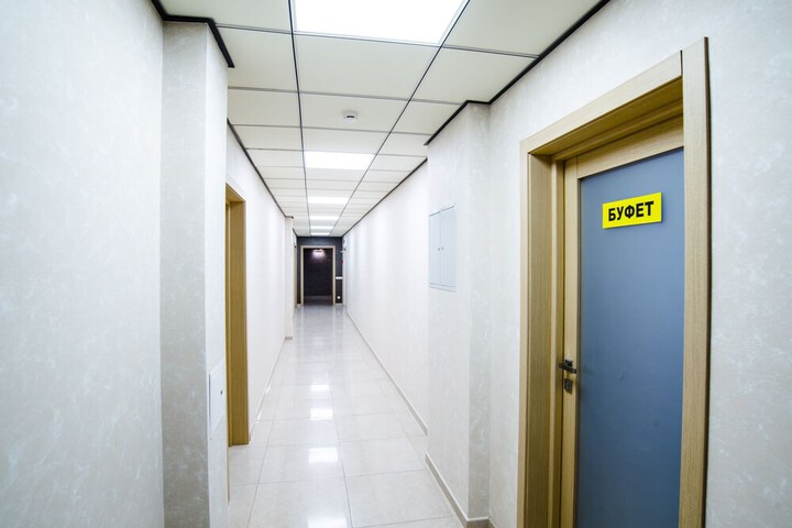 Ballroom/Hall 60 of 64