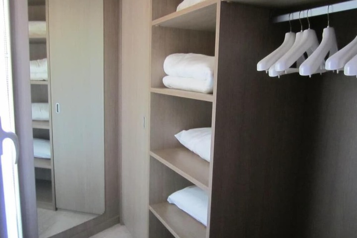 Room 34 of 38