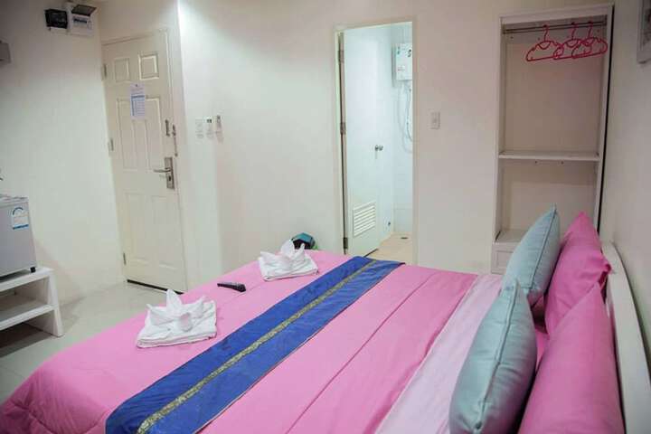 Room 32 of 114