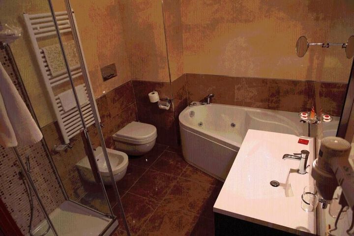 Room 29 of 54