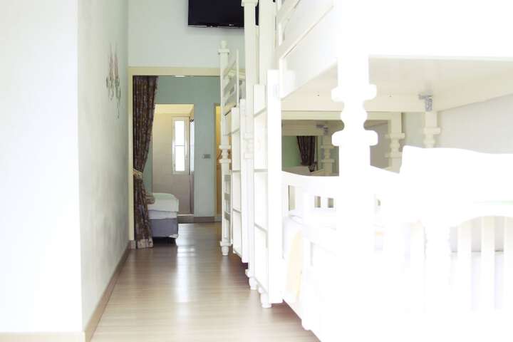 Room 28 of 55