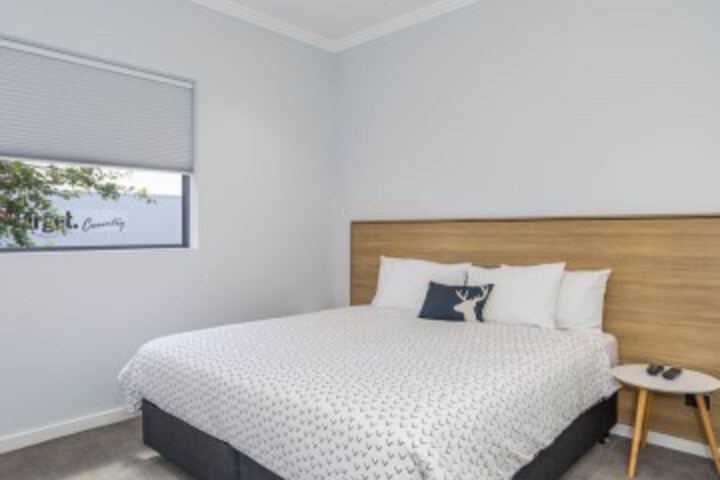 Room 5 of 35