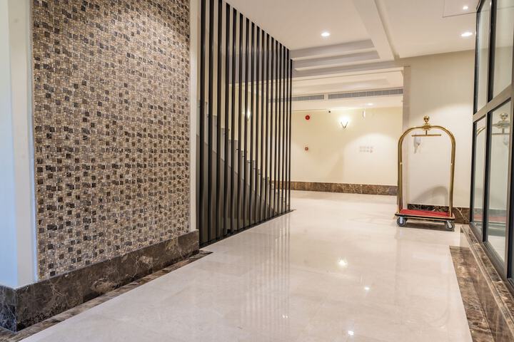 Ballroom/Hall 48 of 59
