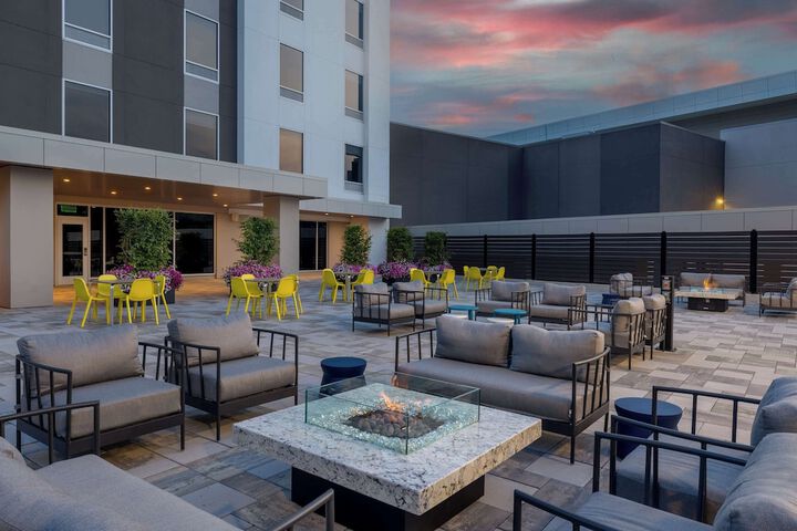 Terrace/Patio 52 of 58