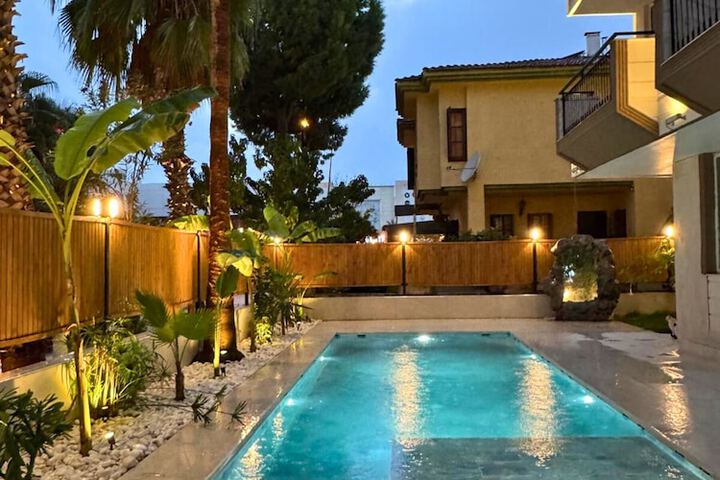 Pool 26 of 31