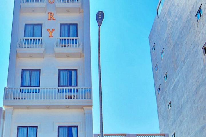 HANZ Luxury Hotel