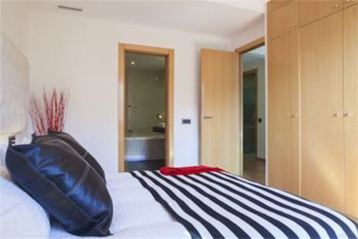 Room 40 of 74