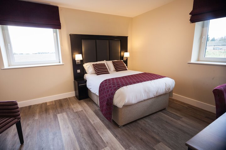 Room 4 of 72