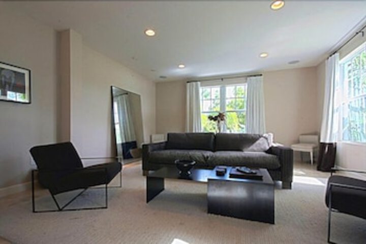 Room 9 of 21