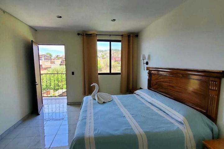Room 16 of 33