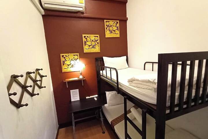 Room 5 of 34