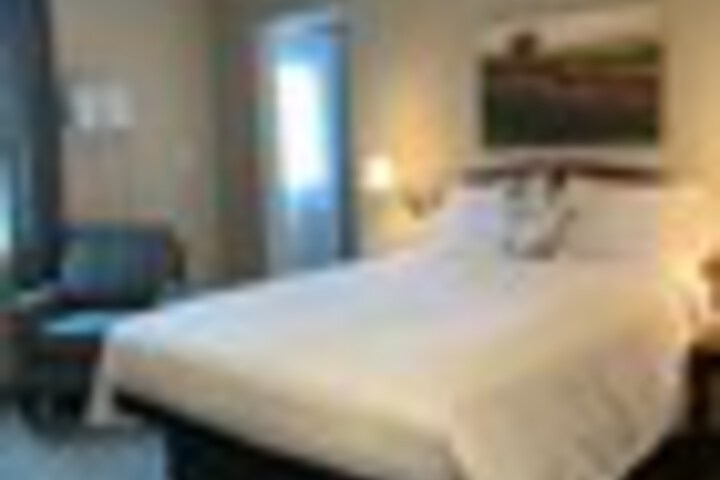 Room 71 of 141