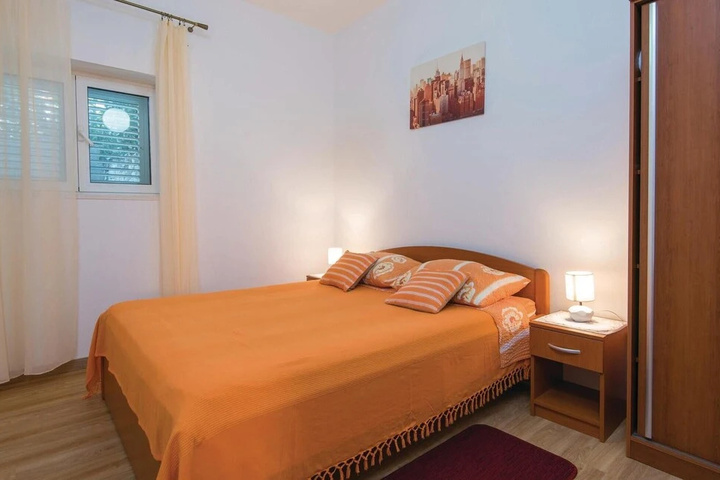Awesome Home in Luka Dubrava With Wifi and 3 Bedrooms