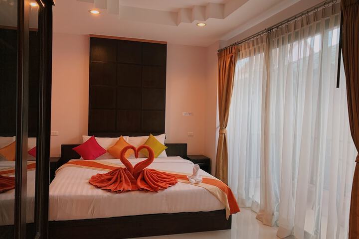 Room 12 of 56