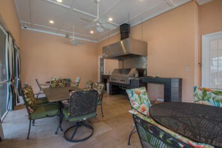 Property Grounds 14 of 58