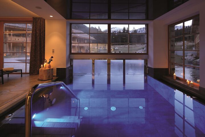 Pools & Facilities