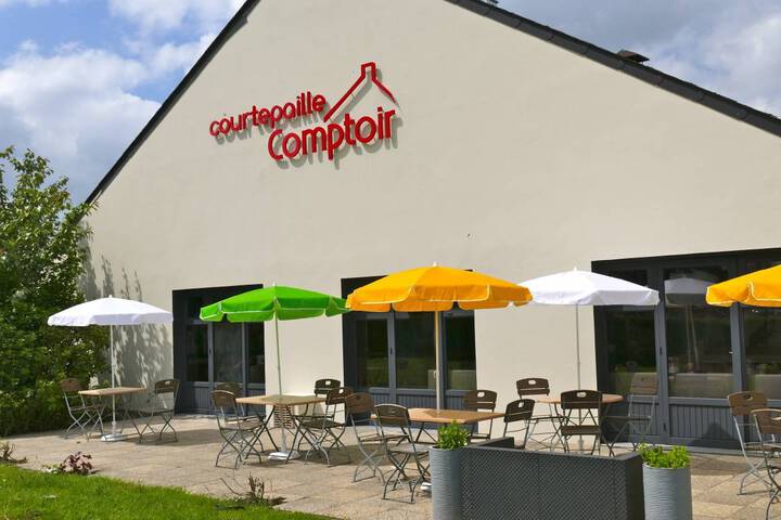 Hôtel Campanile / Établissement hors réseau