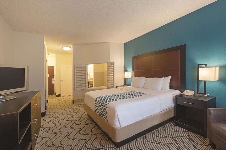 Room 20 of 40