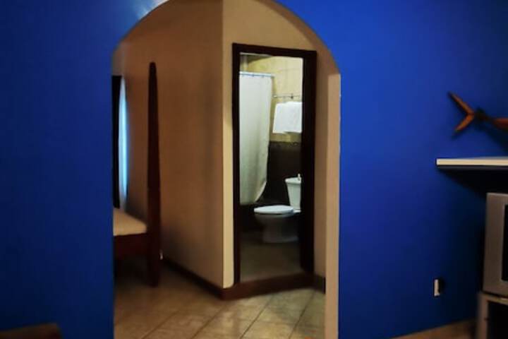 Room 33 of 65