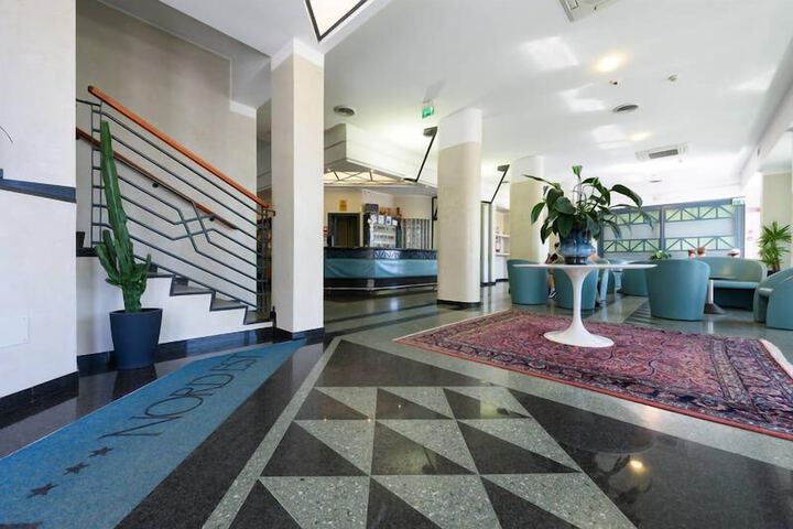 Guest Lobby