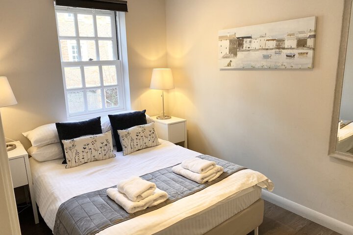 Room 2 of 14