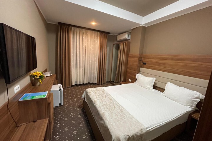 Room 13 of 57