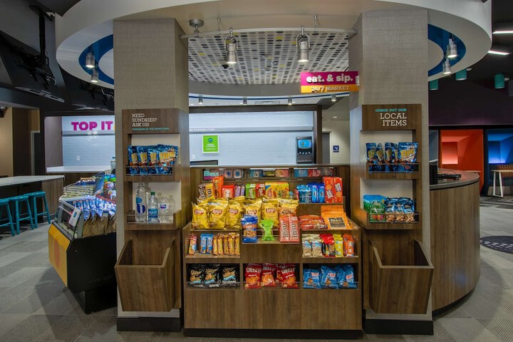 Snack bar