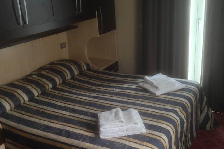 Room 7 of 69