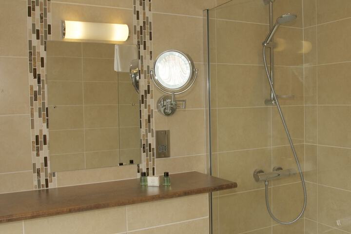 Bathroom Vanities