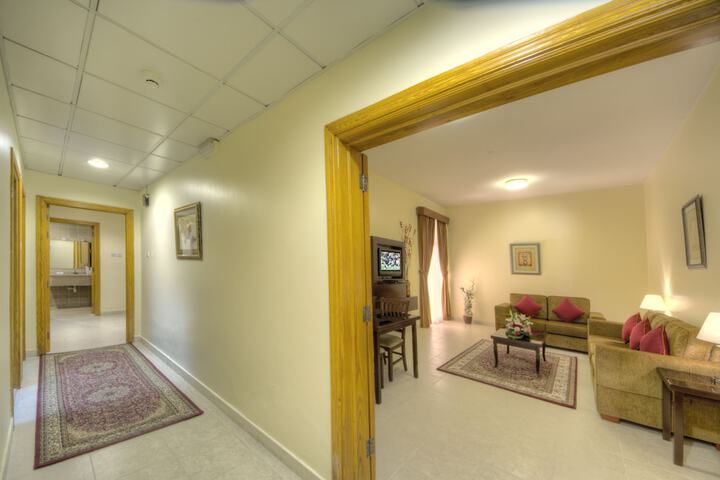Room 12 of 37