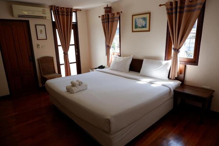Room 20 of 38