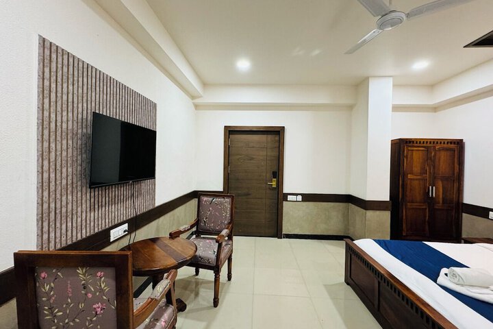 Room 13 of 39